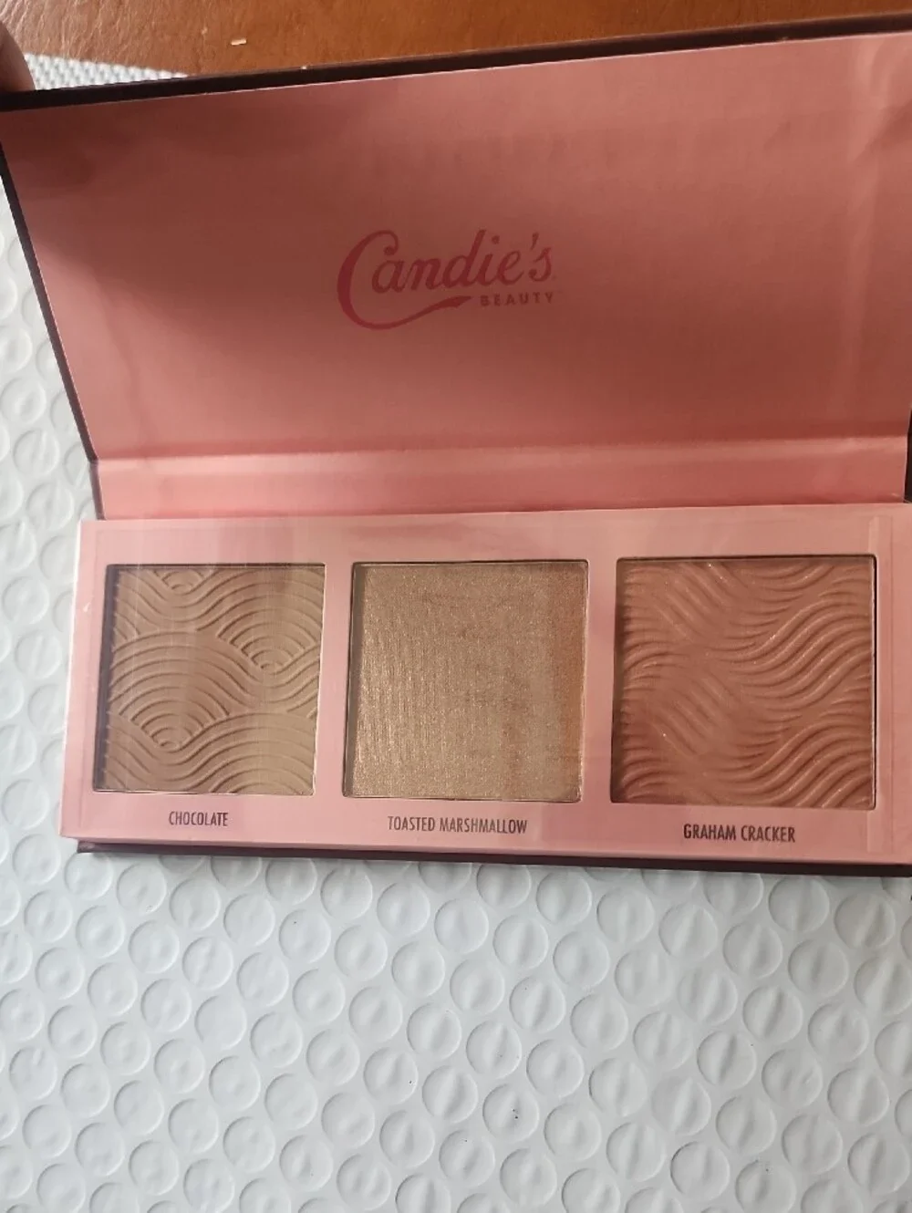 Candie's Parlor S'mores Contour Palette - Brown & Cream